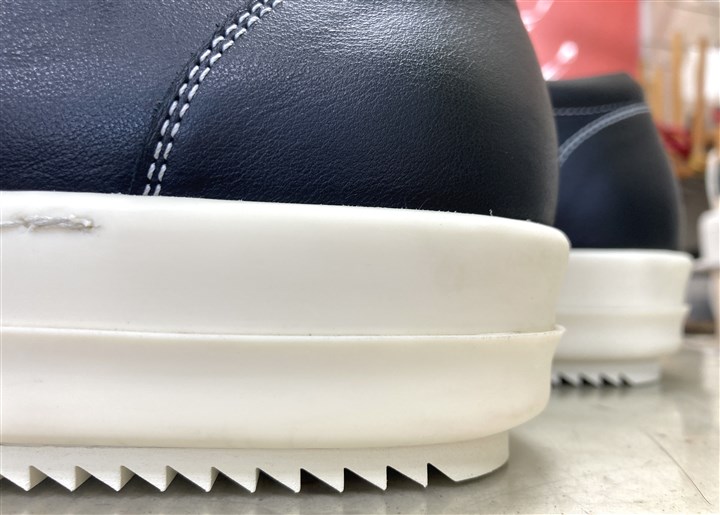 ���b�N�I�E�G���X�y���B���e�[�W�X�j�[�N�X�z�̒���I�t�z���C�g�V���[�N�\�[���ŕ⋭�A3