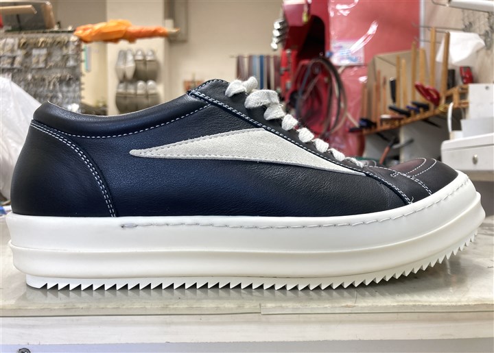 ���b�N�I�E�G���X�y���B���e�[�W�X�j�[�N�X�z�̒���I�t�z���C�g�V���[�N�\�[���ŕ⋭�A4