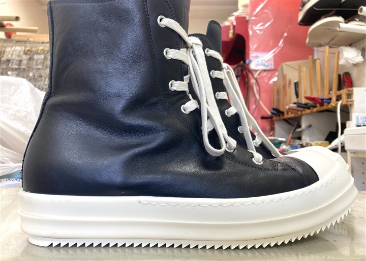 ���b�N�I�E�G���X�y�X�j�[�J�[�Y�z�̒���I�t�z���C�g�V���[�N�\�[���ŕ⋭�A4