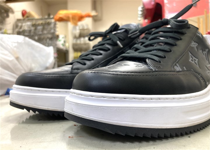 ���C���B�g���̃X�j�[�J�[�\�[���⋭�C���A6