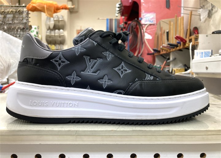 ���C���B�g���̃X�j�[�J�[�\�[���⋭�C���A8