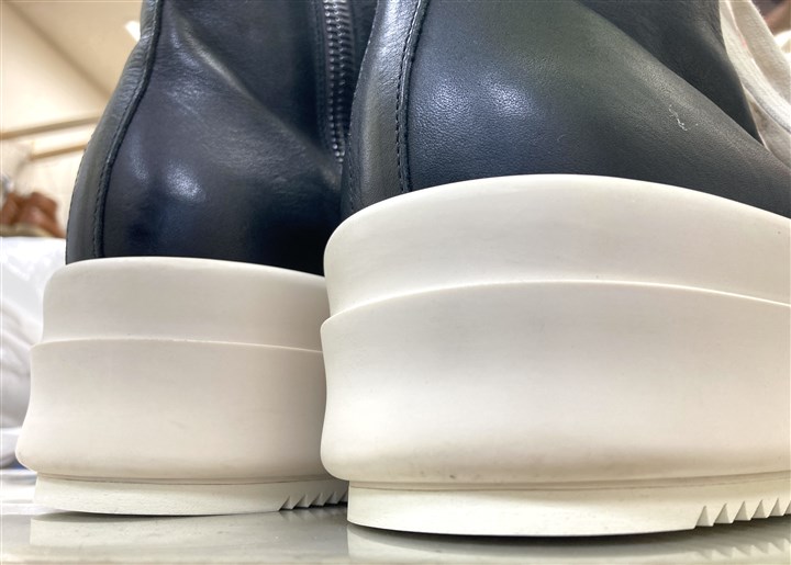 ���b�N�I�E�G���X�y�X�j�[�J�[�Y�z�̒���I�t�z���C�g�V���[�N�\�[���ŕ⋭�C���A3