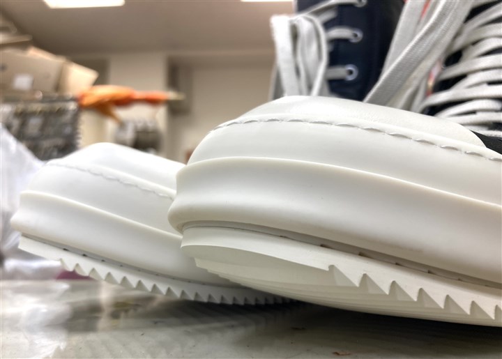 ���b�N�I�E�G���X�y�X�j�[�J�[�Y�z�̒���I�t�z���C�g�V���[�N�\�[���ŕ⋭�C���A2