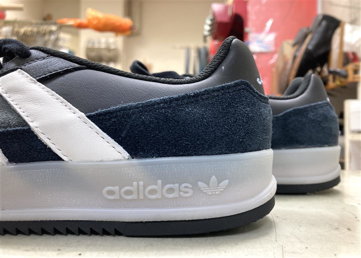 �A�f�B�_�X�̃X�j�[�J�[�\�[���⋭�A3