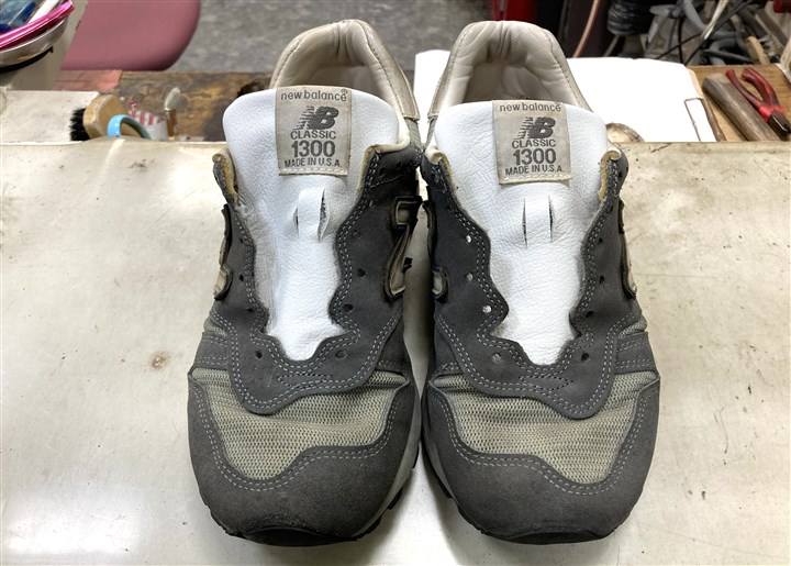 �j���[�o�����X1300�̃V���[�^���̏C���A2