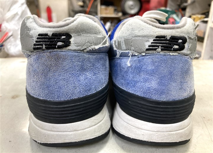 �j���[�o�����X1400�̃J�J�g����̔j��C���A1