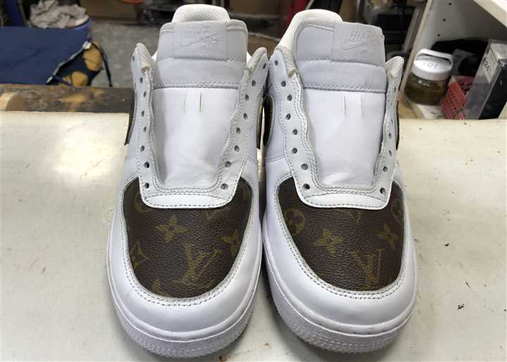 「甲の革劣化をカスタム修理」ナイキ エアホースワン（アフター）