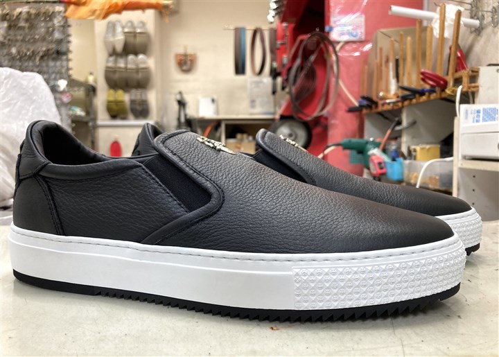 �N�����n�[�c�̃X�j�[�J�[���V���[�N�\�[���ŕ⋭�A4