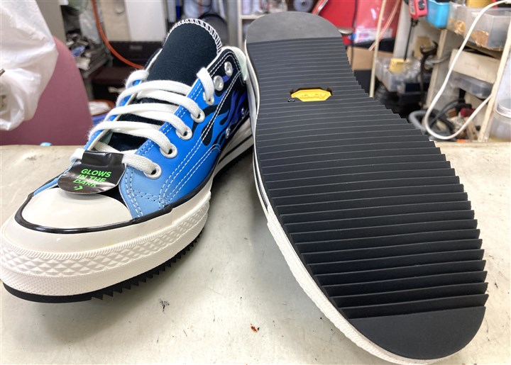 ファイヤーパターンのコンバースCT70のソール補強、5