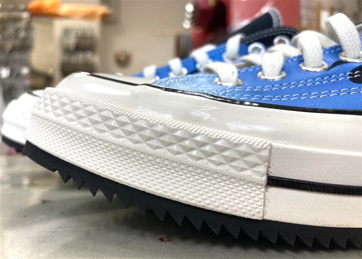 ファイヤーパターンのコンバースCT70のソール補強、6