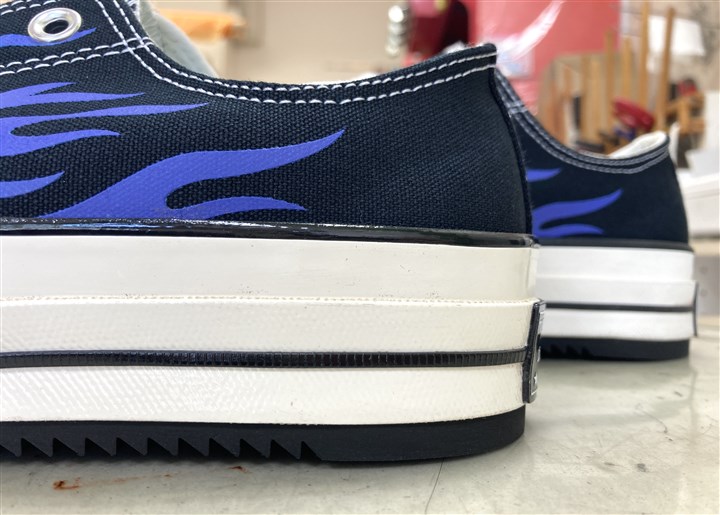 ファイヤーパターンのコンバースCT70のソール補強、7