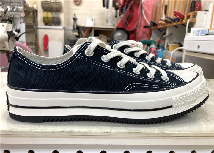 コンバースCT70の底をシャークソールで補強、4