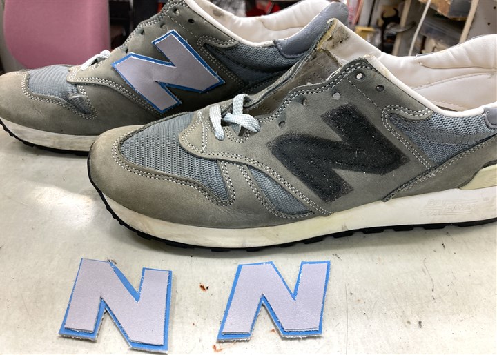 �j���[�o�����X1300�̏��񂾃T�C�hN�}�[�N�̏C���A1