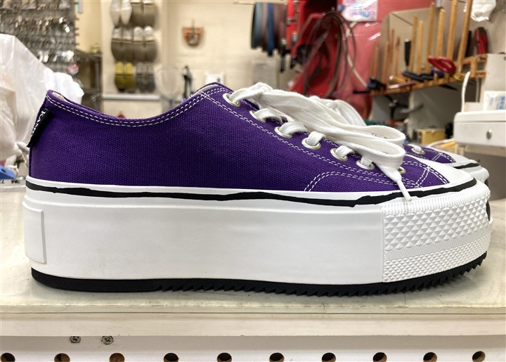 KAMIYA�̃X�j�[�J�[�\�[���⋭�C���A4