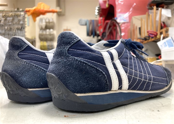 �p�g���b�N�̃X�j�[�J�[�̂��茸�����J�J�g�C���A4