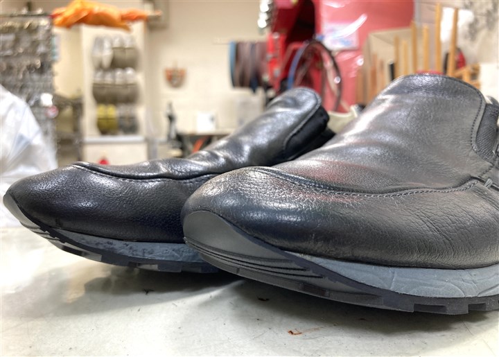 �j���[�o�����X�̗򉻂����\�[���̓\�ւ��C���A4