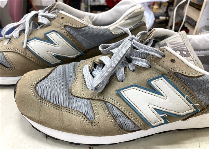 �j���[�o�����X1300�̃T�C�h�́uN�}�[�N�v�̌����C���A2