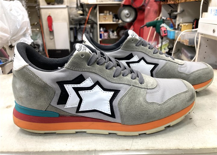 �A�g�����e�B�b�N�X�^�[�Y�̃T�C�h��4�A�X�^�[�̌����C���A9