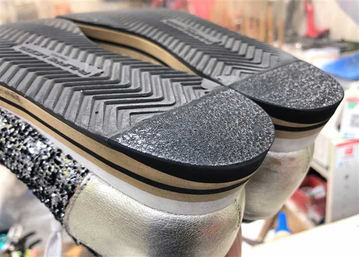 フィリップモデルのスニーカーのカカト修理、1