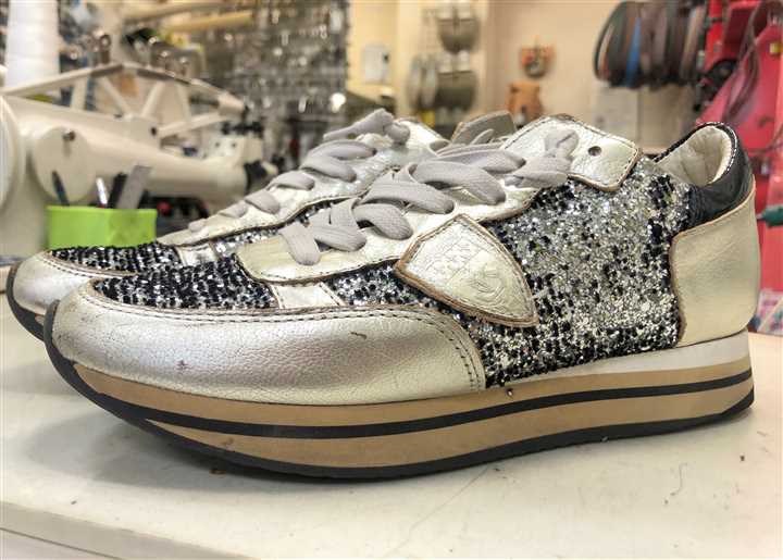 フィリップモデルのスニーカーのカカト修理、4