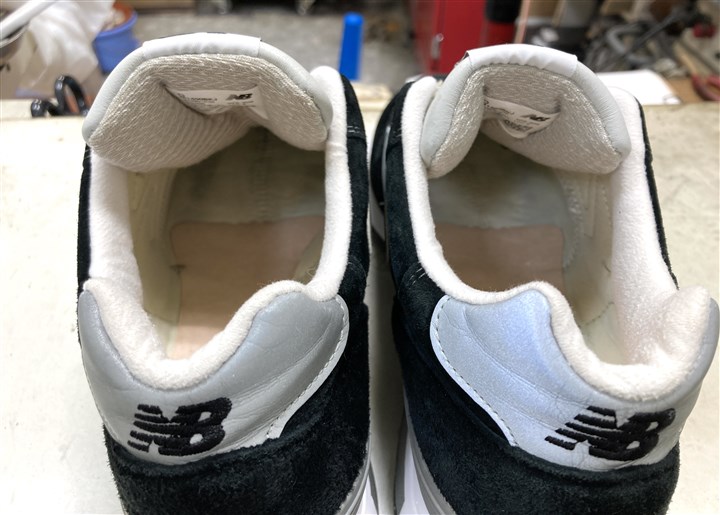 �j���[�o�����X1400�̃V���[�^�������C���A2