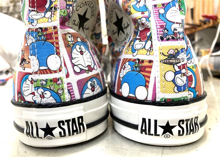 ドラえもんコラボのコンバースのソール側面ステッチ修理、7