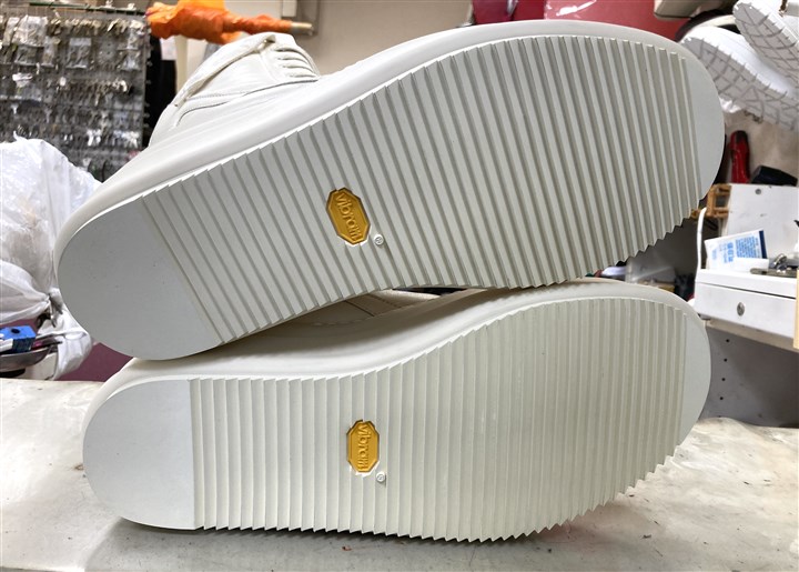 ネットでスニーカー靴修理なら「くつ修理なかじま」。LINE、メールで