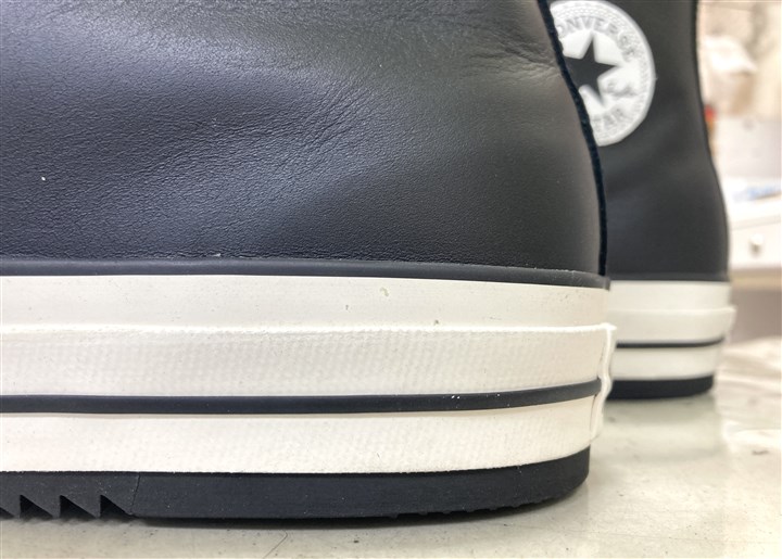 �R���o�[�X�̃X�j�[�J�[�\�[���⋭�C���A3