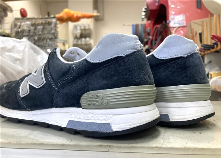 �j���[�o�����X�̃X�j�[�J�[�̃J�J�g���茸��C���A3