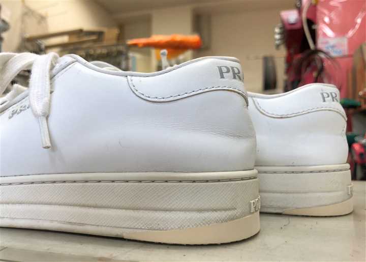 「カカトすり減りの修理事例」プラダスニーカー（アフター）