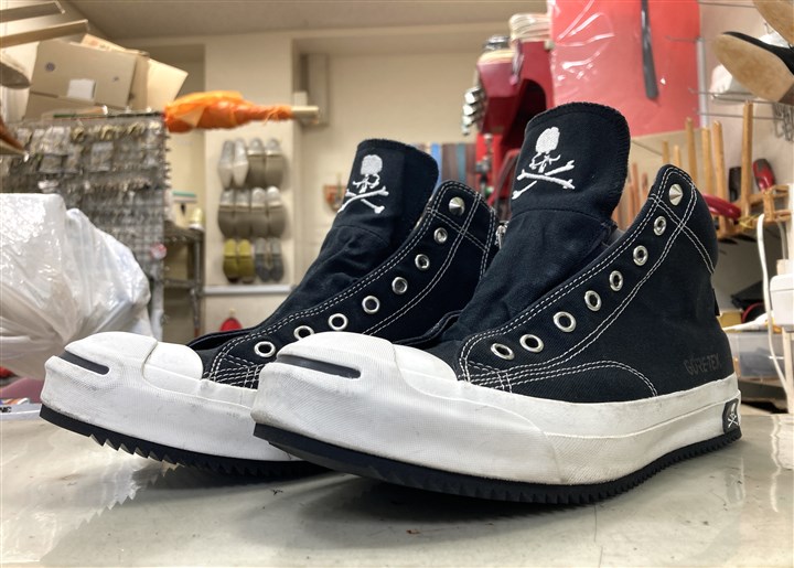 マスターマインド×コンバースのスニーカーの減りすぎたカカト修理＆ソール補強、7