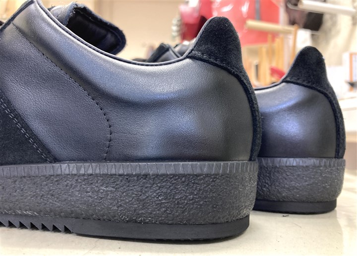 �}���W�F���̃X�j�[�J�[�̃\�[���⋭�C���A3