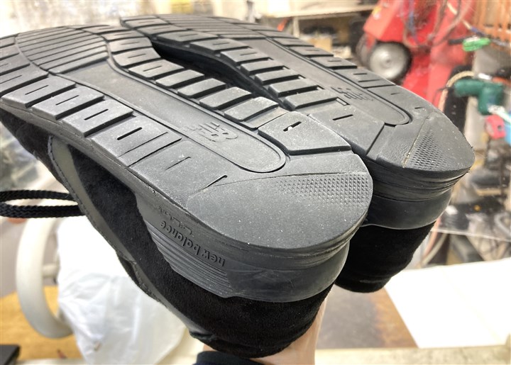 �u�J�J�g���茸��̏C���v�j���[�o�����X�X�j�[�J�[�i�r�t�H�[�j