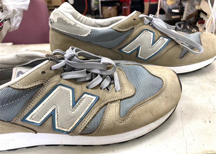 �u�T�C�hN�}�[�N�o�N�򉻂̍�蒼���C���v�j���[�o�����X1300�i�r�t�H�[�j