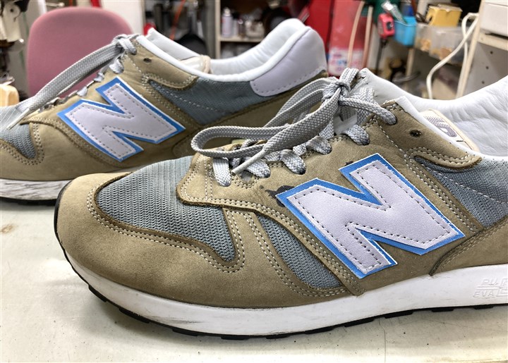 �u�T�C�hN�}�[�N�o�N�򉻂̍�蒼���C���v�j���[�o�����X1300�i�A�t�^�[�j