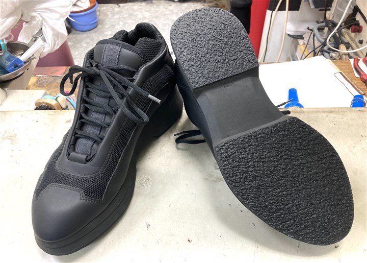 �����E�X�̃X�j�[�J�[�̃\�[���⋭�C���A1