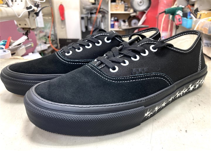 VANSのソール側面の剥がれ予防ステッチ修理、8
