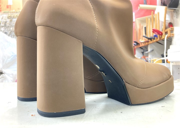 ����u�[�c�̌���J�b�g�A4