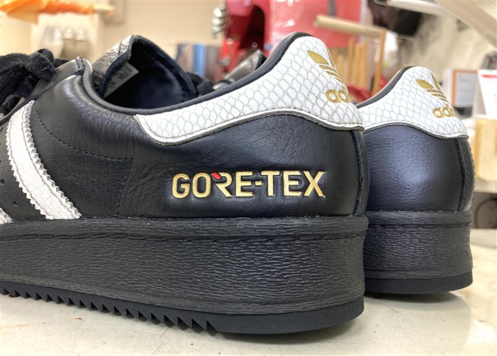 �u�X�j�[�J�[�\�[���⋭�C������v�A�f�B�_�X �X�[�p�[�X�^�[�i�A�t�^�[�j